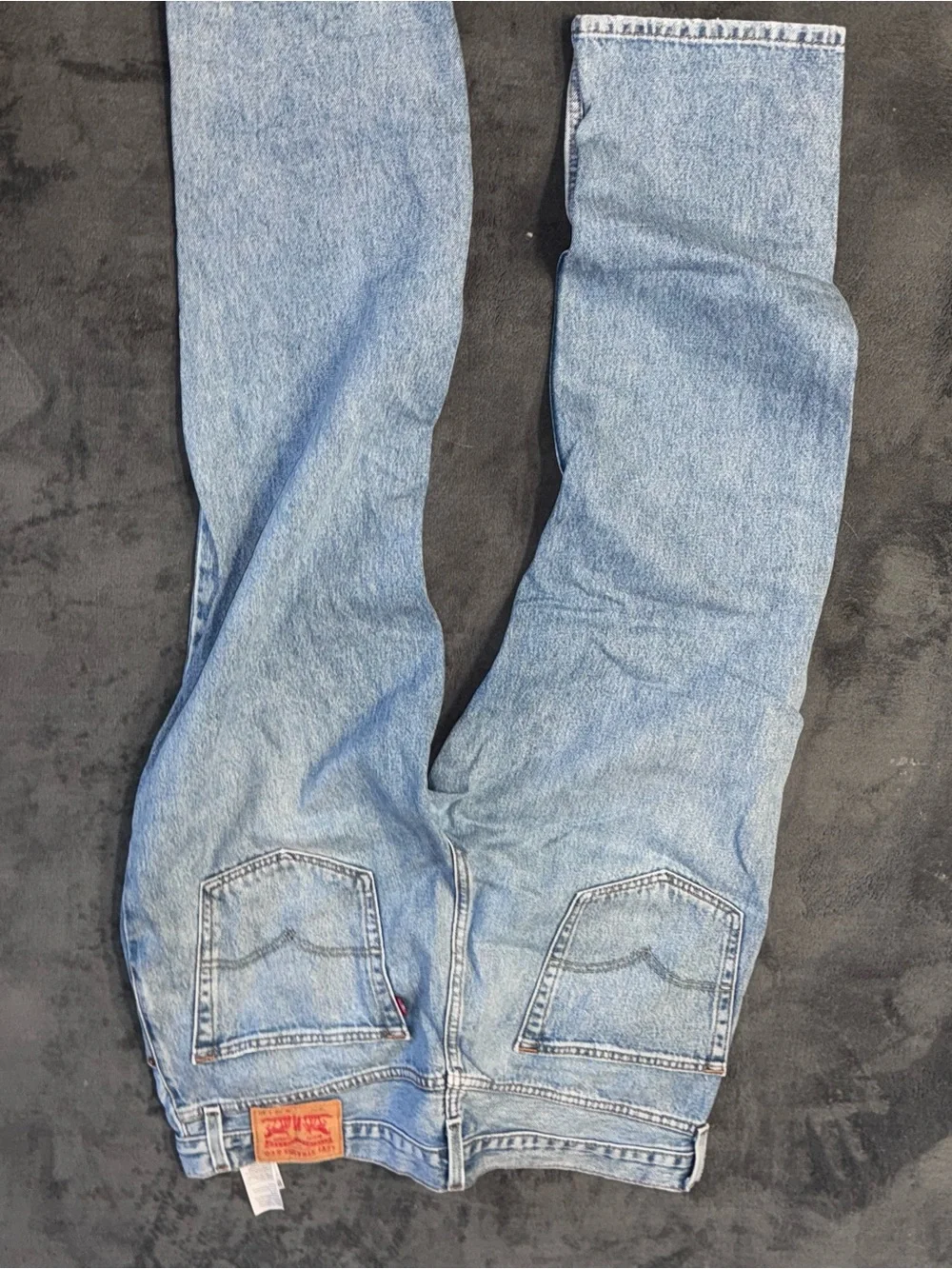 Levi’s 550 Relaxed Fit Distressed Light Wash Jeans Men’s 36x30